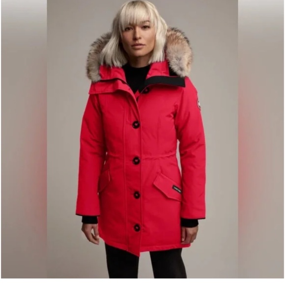 Canada Goose Red Ski & Snow Jacket - Picture 1 of 16